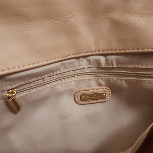 Aldo clutch - Picture 4 of 9